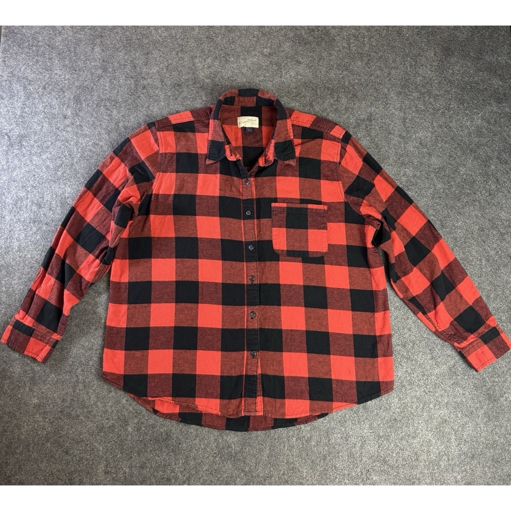 Universal Thread Red Black Buffalo Plaid‎ Flannel Shirt Women's Large